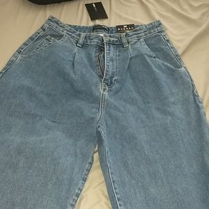 Fashion nova mom jeans